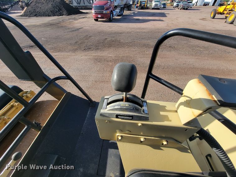 image for item JC9702 Ingersoll Rand DD90  double drum vibratory roller