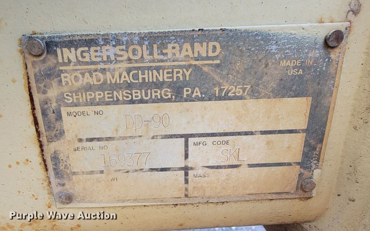image for item JC9702 Ingersoll Rand DD90  double drum vibratory roller