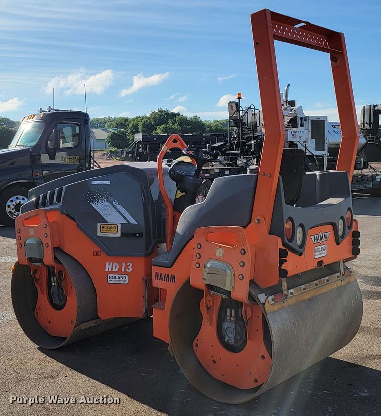 image for item JC9703 2009 Hamm HD13VV  double drum vibratory roller