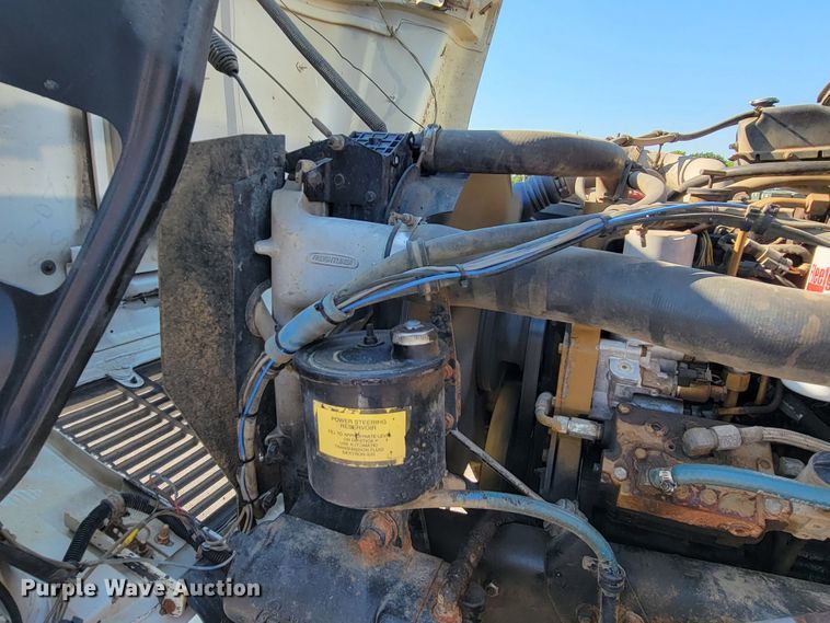 image for item JC9704 2001 Freightliner FL70  flatbed truck