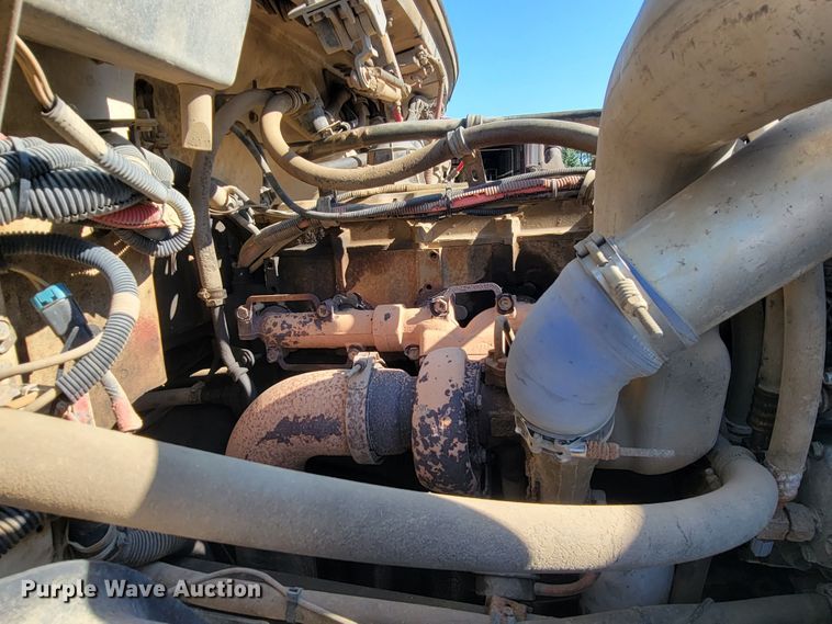 image for item JC9704 2001 Freightliner FL70  flatbed truck