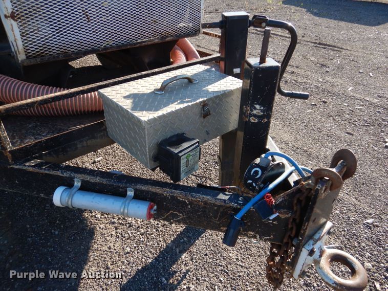 image for item JH9736 2001 Vacstar 800 DT  vacuum excavator