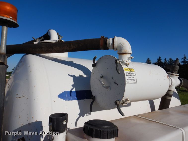 image for item JH9736 2001 Vacstar 800 DT  vacuum excavator