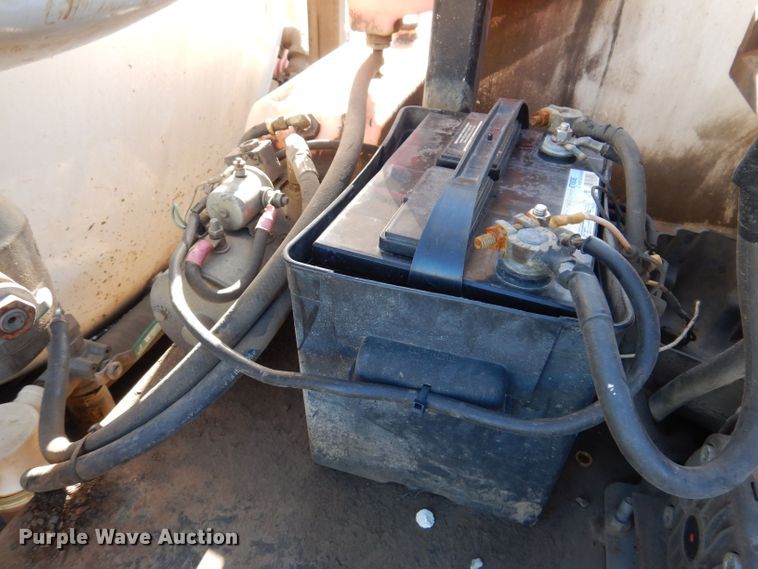 image for item JH9736 2001 Vacstar 800 DT  vacuum excavator