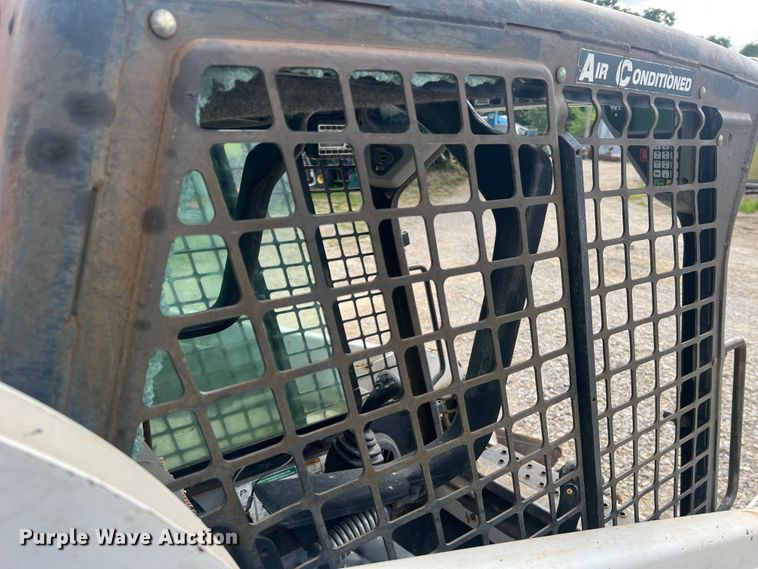 image for item JM9146 2008 Bobcat T190  tracked skid steer loader