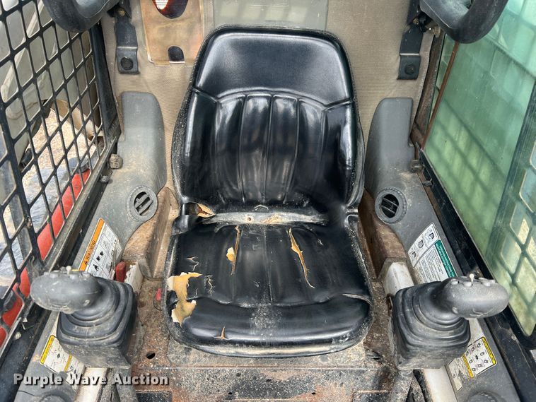 image for item JM9146 2008 Bobcat T190  tracked skid steer loader