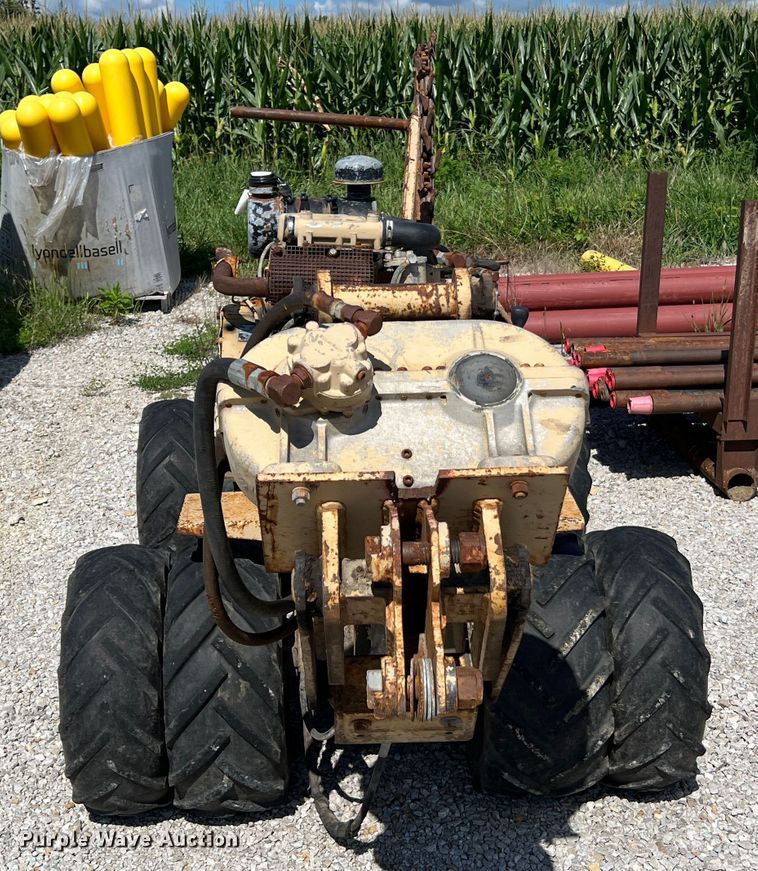 image for item JM9163 1991 Burkeen B30  trencher