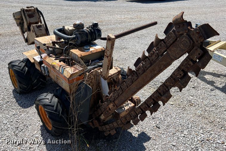 image for item JM9163 1991 Burkeen B30  trencher