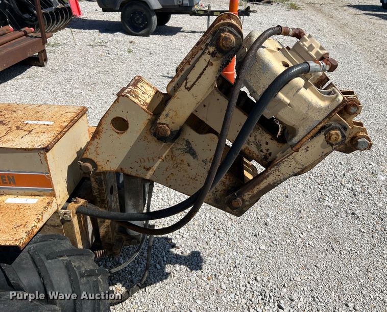 image for item JM9163 1991 Burkeen B30  trencher