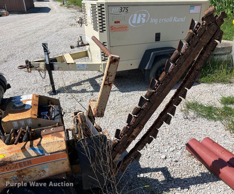 image for item JM9163 1991 Burkeen B30  trencher