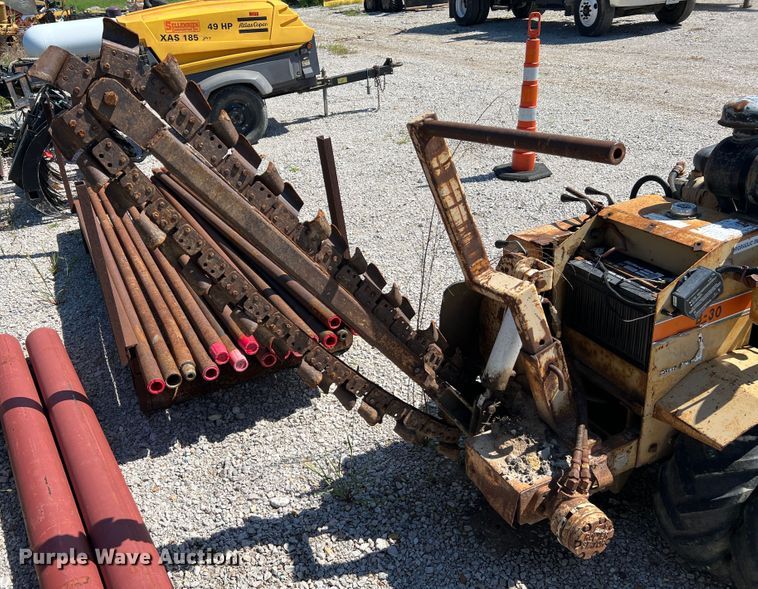 image for item JM9163 1991 Burkeen B30  trencher