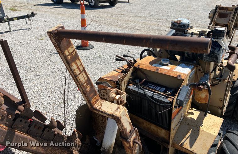 image for item JM9163 1991 Burkeen B30  trencher