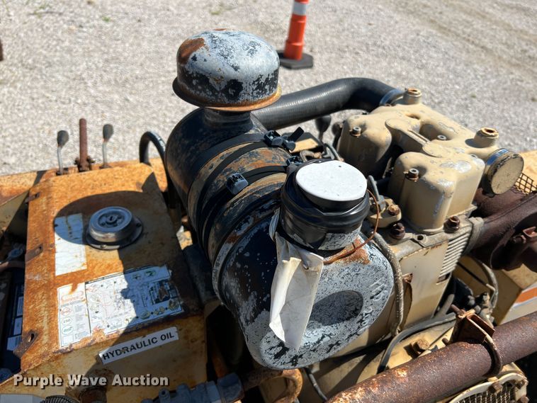 image for item JM9163 1991 Burkeen B30  trencher