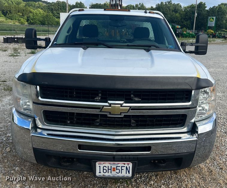 2008 Chevrolet Silverado 3500HD utility bed pickup truck in Dutzow, MO