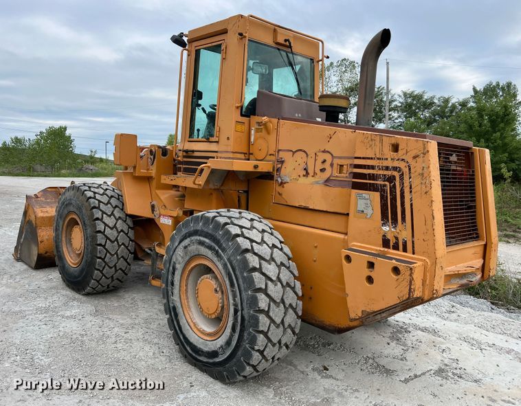 image for item JM9172 1995 Case 721B  wheel loader