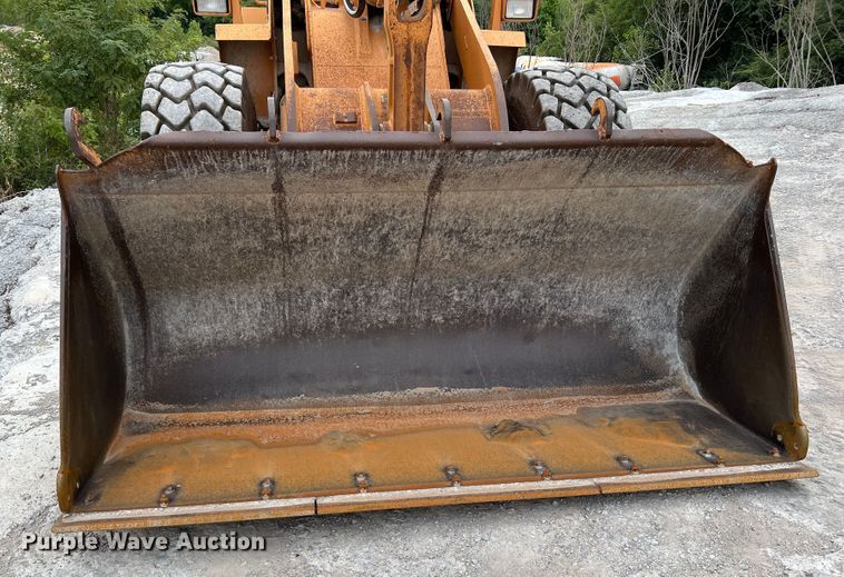 image for item JM9172 1995 Case 721B  wheel loader