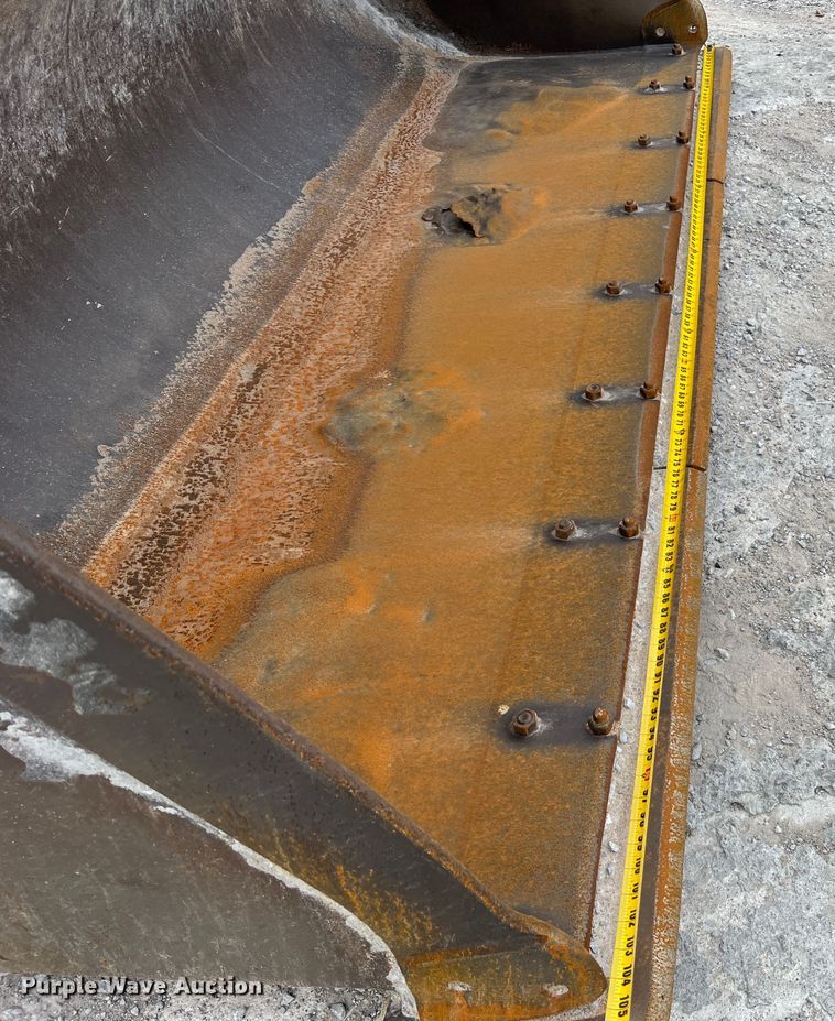 image for item JM9172 1995 Case 721B  wheel loader