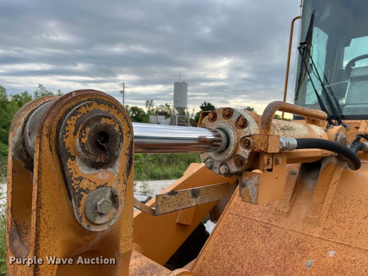 image for item JM9172 1995 Case 721B  wheel loader