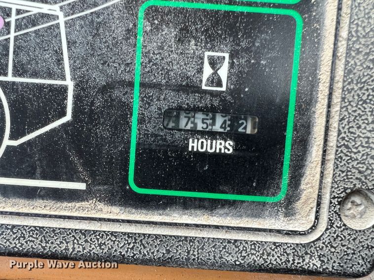 image for item JM9172 1995 Case 721B  wheel loader