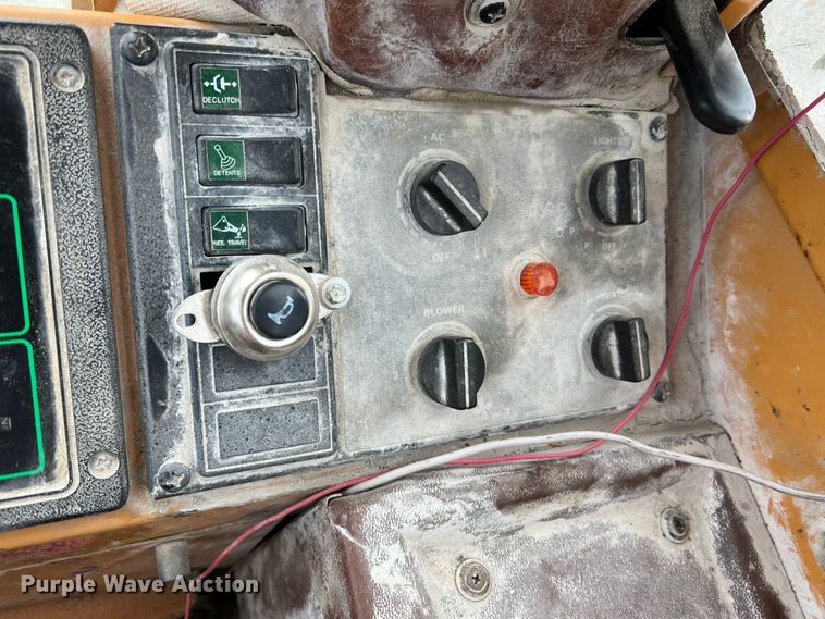 image for item JM9172 1995 Case 721B  wheel loader