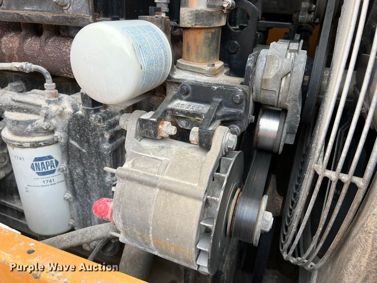 image for item JM9172 1995 Case 721B  wheel loader