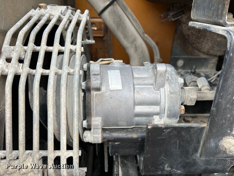 image for item JM9172 1995 Case 721B  wheel loader