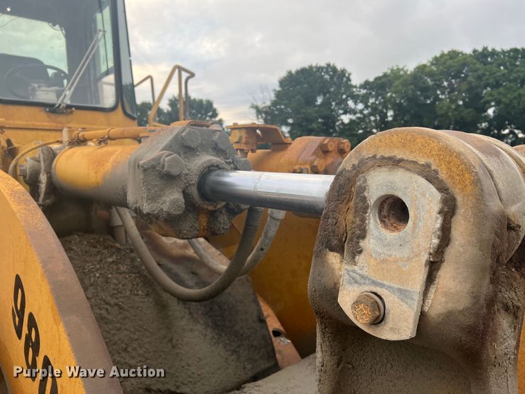 image for item JM9173 1979 Caterpillar 980C  wheel loader