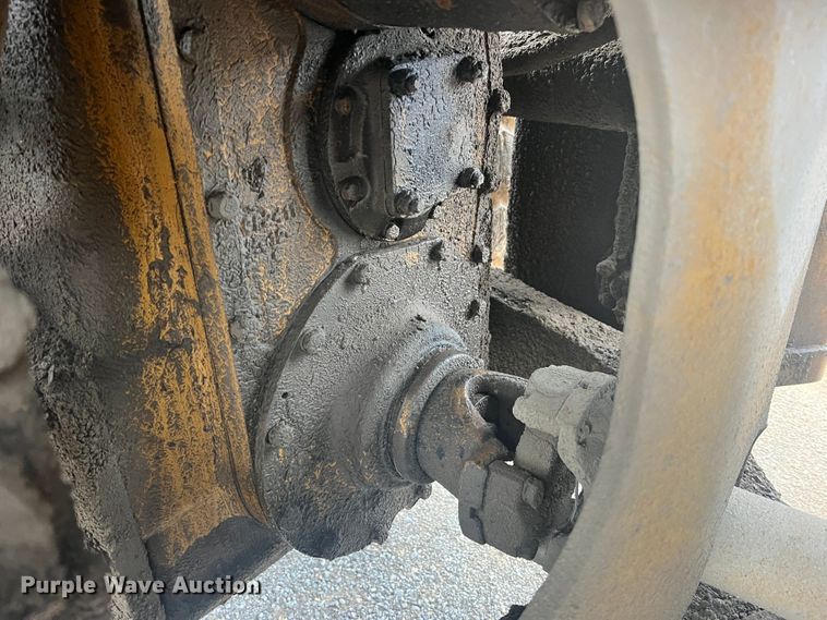 image for item JM9173 1979 Caterpillar 980C  wheel loader