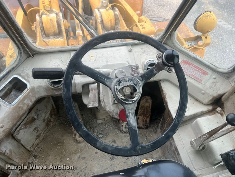 image for item JM9173 1979 Caterpillar 980C  wheel loader