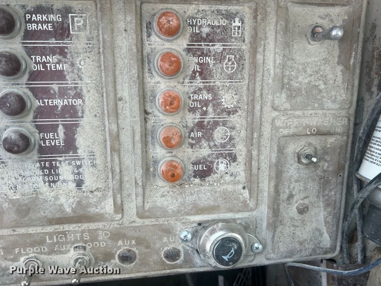 image for item JM9173 1979 Caterpillar 980C  wheel loader