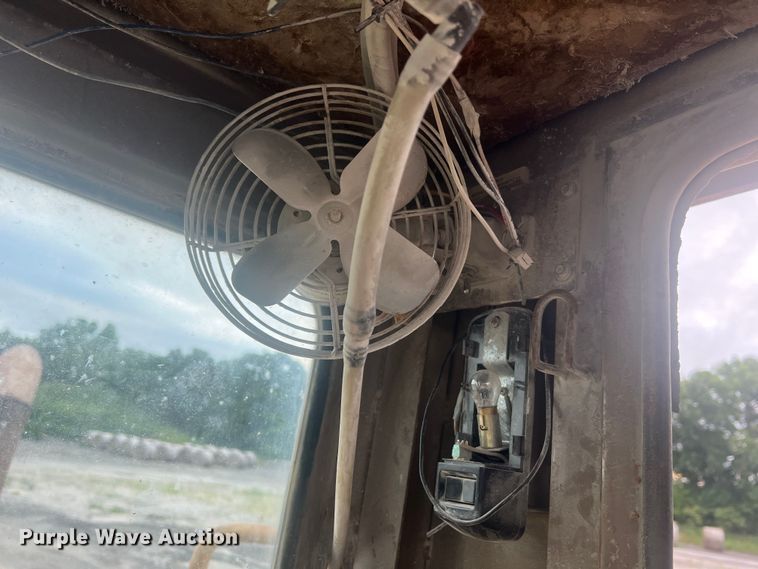 image for item JM9173 1979 Caterpillar 980C  wheel loader