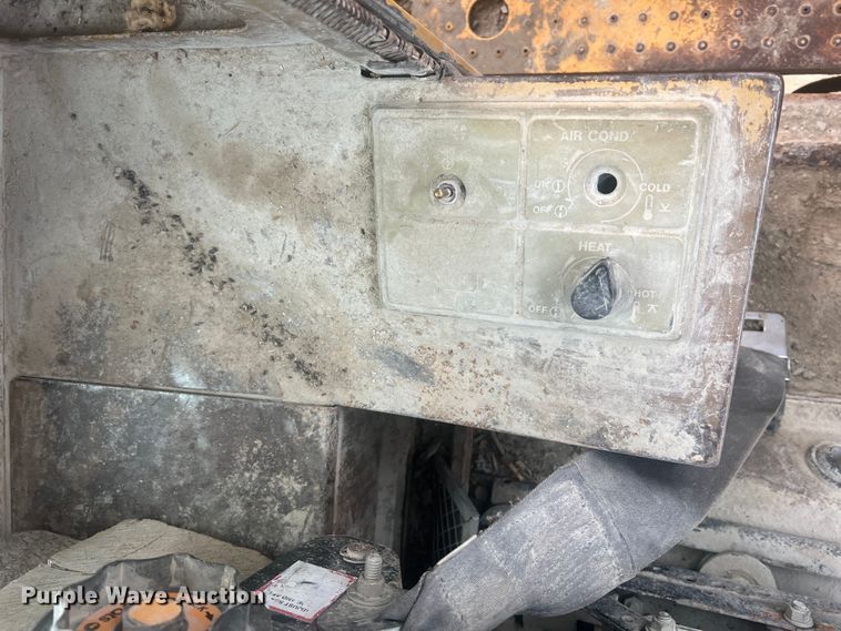 image for item JM9173 1979 Caterpillar 980C  wheel loader