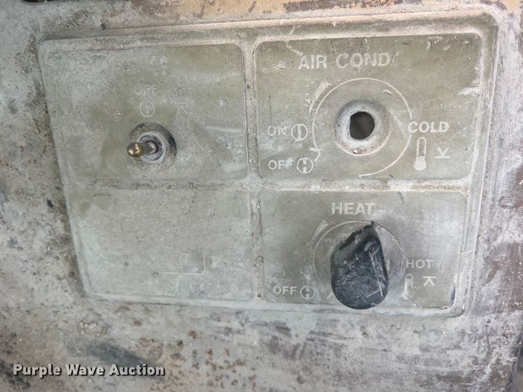 image for item JM9173 1979 Caterpillar 980C  wheel loader