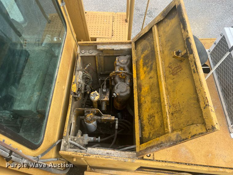 image for item JM9173 1979 Caterpillar 980C  wheel loader