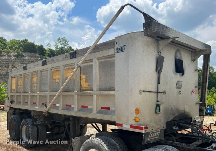 image for item JM9287 1990 East Manufacturing  end dump trailer