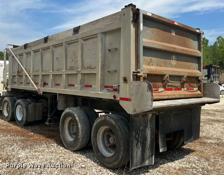 image for item JM9287 1990 East Manufacturing  end dump trailer