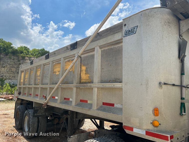 image for item JM9287 1990 East Manufacturing  end dump trailer