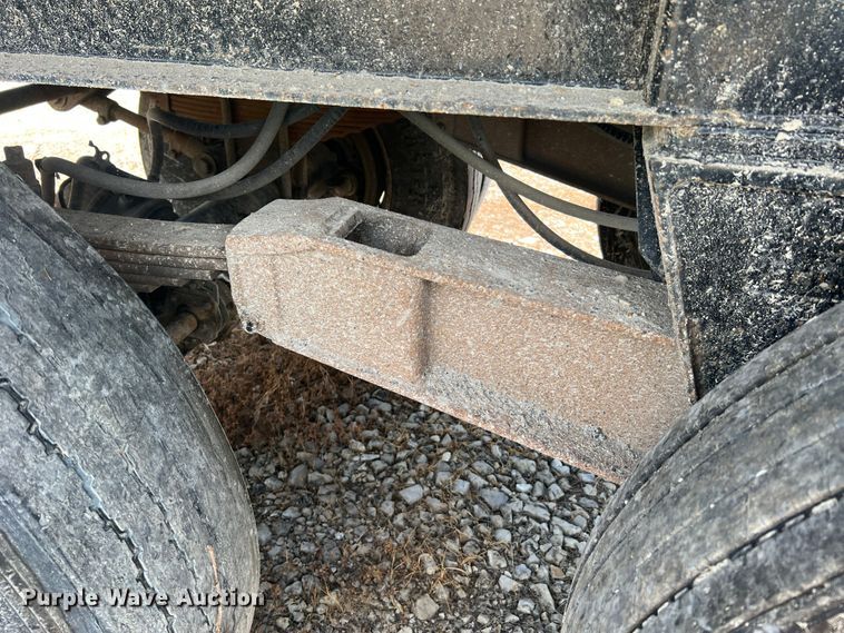 image for item JM9287 1990 East Manufacturing  end dump trailer