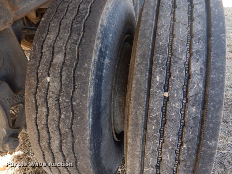 image for item JM9287 1990 East Manufacturing  end dump trailer