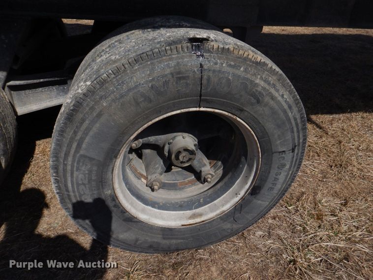 image for item JM9287 1990 East Manufacturing  end dump trailer