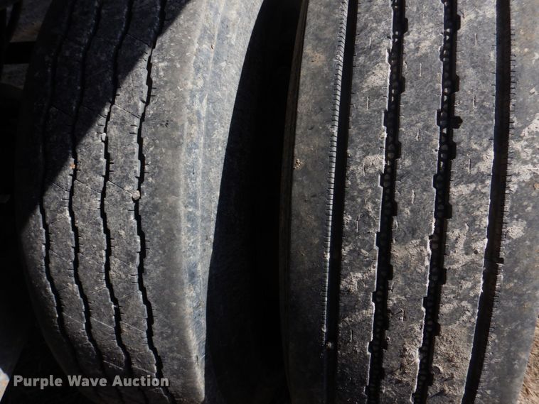 image for item JM9287 1990 East Manufacturing  end dump trailer