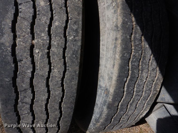 image for item JM9287 1990 East Manufacturing  end dump trailer