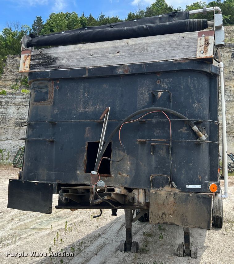 image for item JM9288 1968 Mt. Vernon HYH2127  end dump trailer