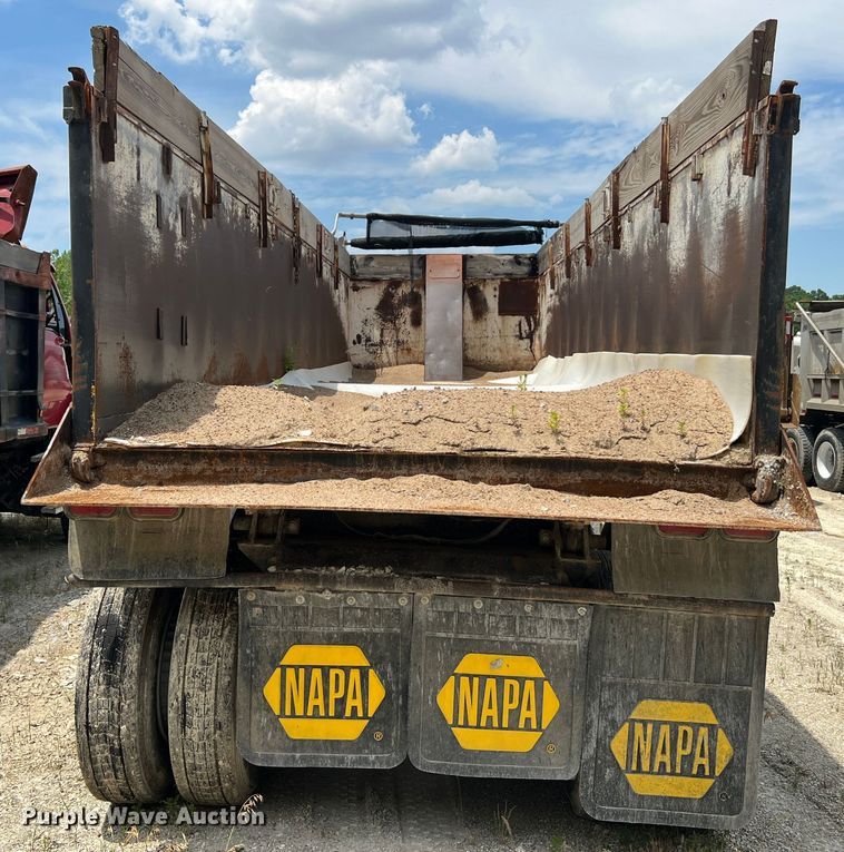 image for item JM9288 1968 Mt. Vernon HYH2127  end dump trailer