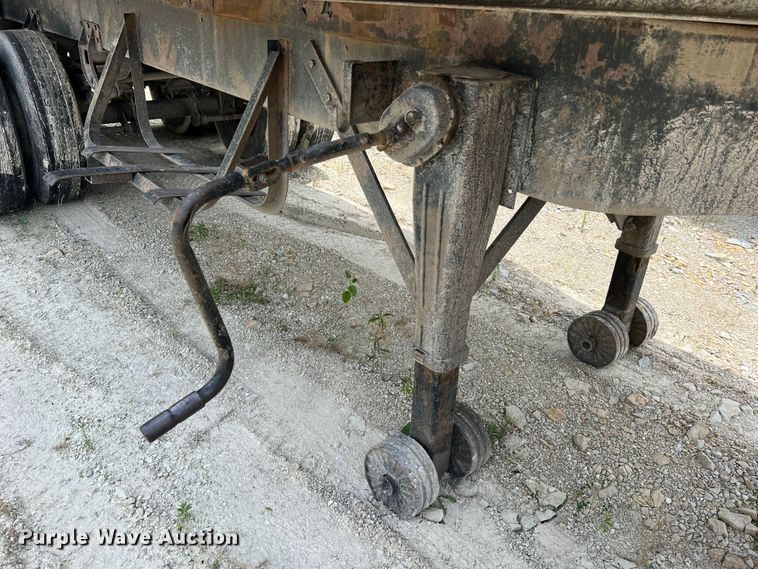 image for item JM9288 1968 Mt. Vernon HYH2127  end dump trailer