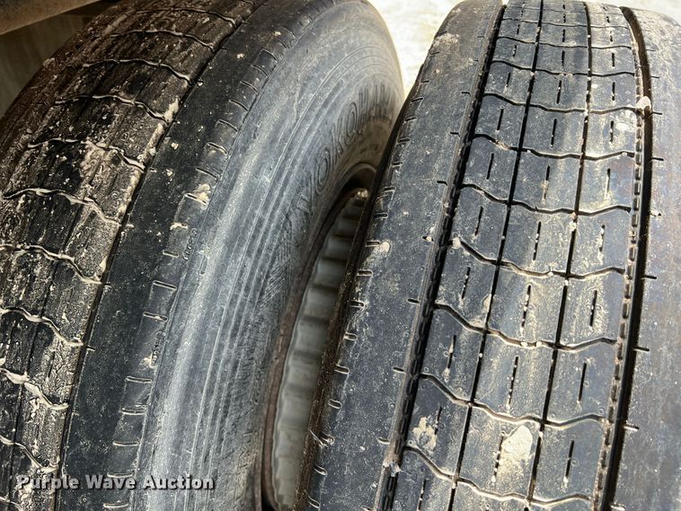 image for item JM9288 1968 Mt. Vernon HYH2127  end dump trailer