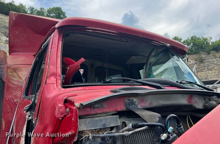 image for item JM9290 2004 Sterling L-Line  dump truck