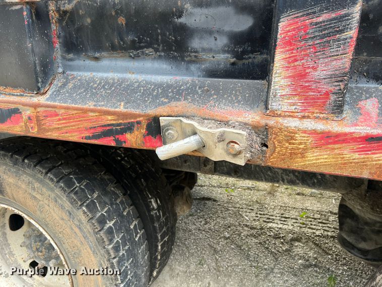 image for item JM9290 2004 Sterling L-Line  dump truck