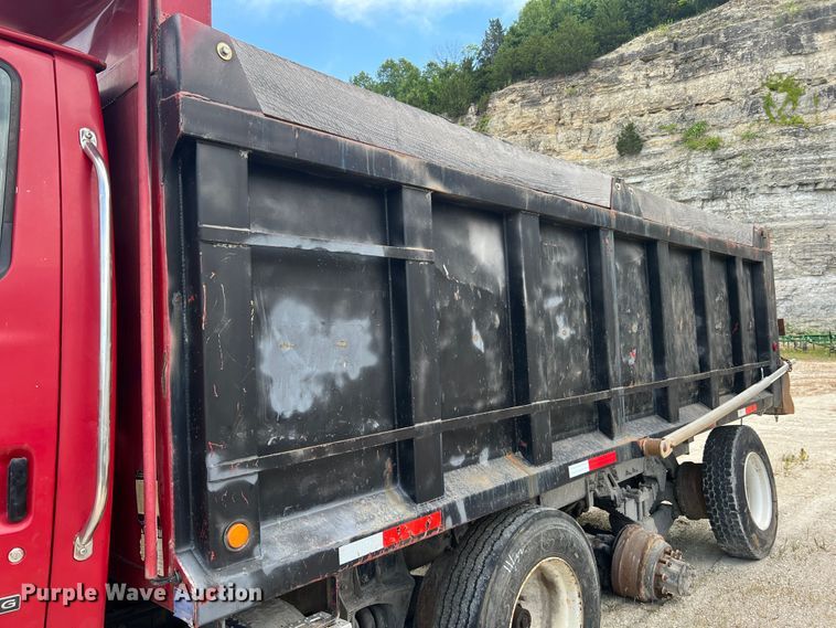 image for item JM9290 2004 Sterling L-Line  dump truck