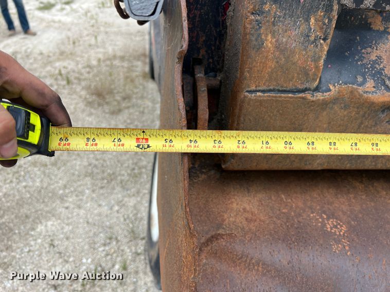 image for item JM9290 2004 Sterling L-Line  dump truck